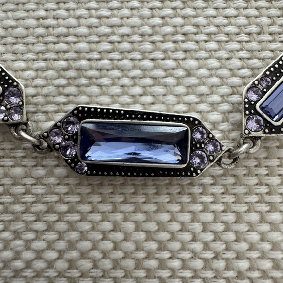 Stunning Swarovski crystal necklace in gorgeous purple! Like new! - Picture 12 of 12